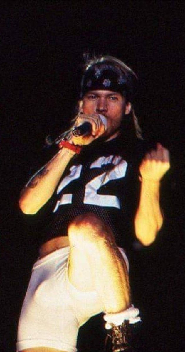 axlgifsnpics's tweet photo. https://t.co/sX5RWlUAMU
