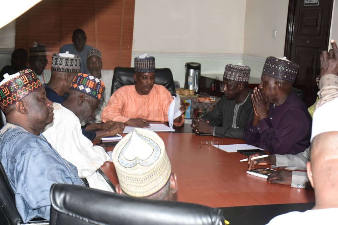 MCRPBORNO's tweet photo. The Borno State Multi-Sectoral Crisis Recovery Project (MCRP) has handed over 20 different completed projects across WASH, Public Building and Education sectors in Abadam, Monguno, Bama and Kala/Balge LGAs to local government officials and community leaders. https://t.co/cYzNGpvUZo
