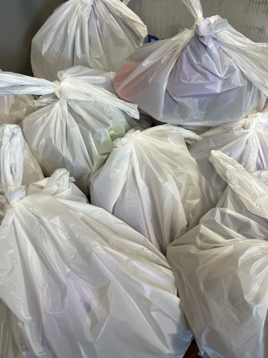 augusta_beavers's tweet photo. Backpack Meals are heading home with participating students today!  If you would like your child to receive weekly backpack meals, register here:  https://t.co/4fZjFlHXGO

Register once for the entire school year! https://t.co/OpcFIUmXUo