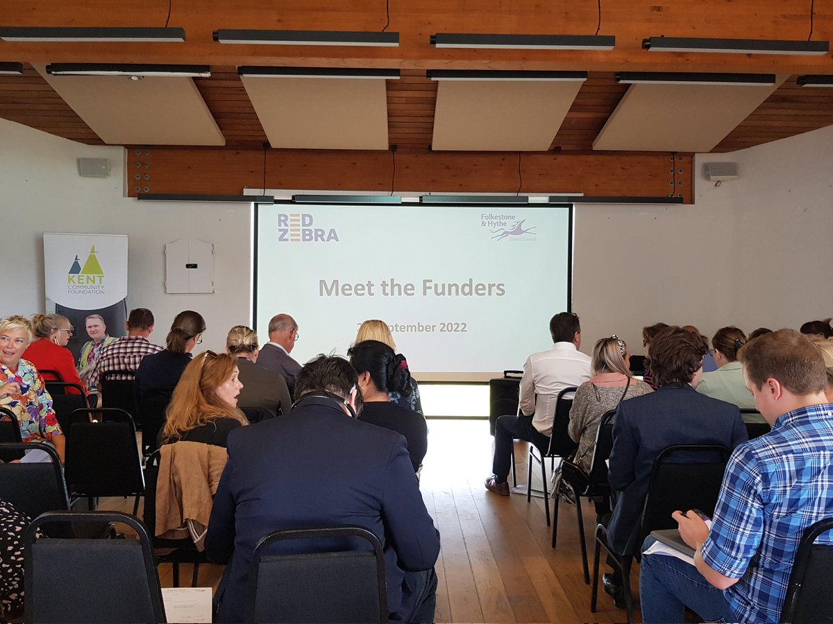 RedZebraCommSol's tweet image. Really enjoyed running the Meet the Funders event at @3hillssportsprk in Folkestone funded by @fstonehythedc. Attendees from the VCSE got the chance to have 1-2-1s with a range of funders. Thanks to all who came - we hope you found it useful! #funding #voluntarysector #VCSE