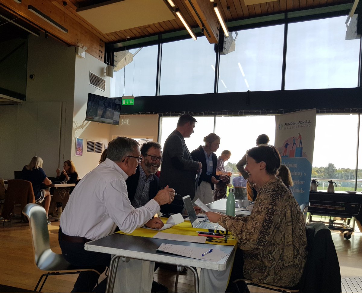 RedZebraCommSol's tweet image. Really enjoyed running the Meet the Funders event at @3hillssportsprk in Folkestone funded by @fstonehythedc. Attendees from the VCSE got the chance to have 1-2-1s with a range of funders. Thanks to all who came - we hope you found it useful! #funding #voluntarysector #VCSE