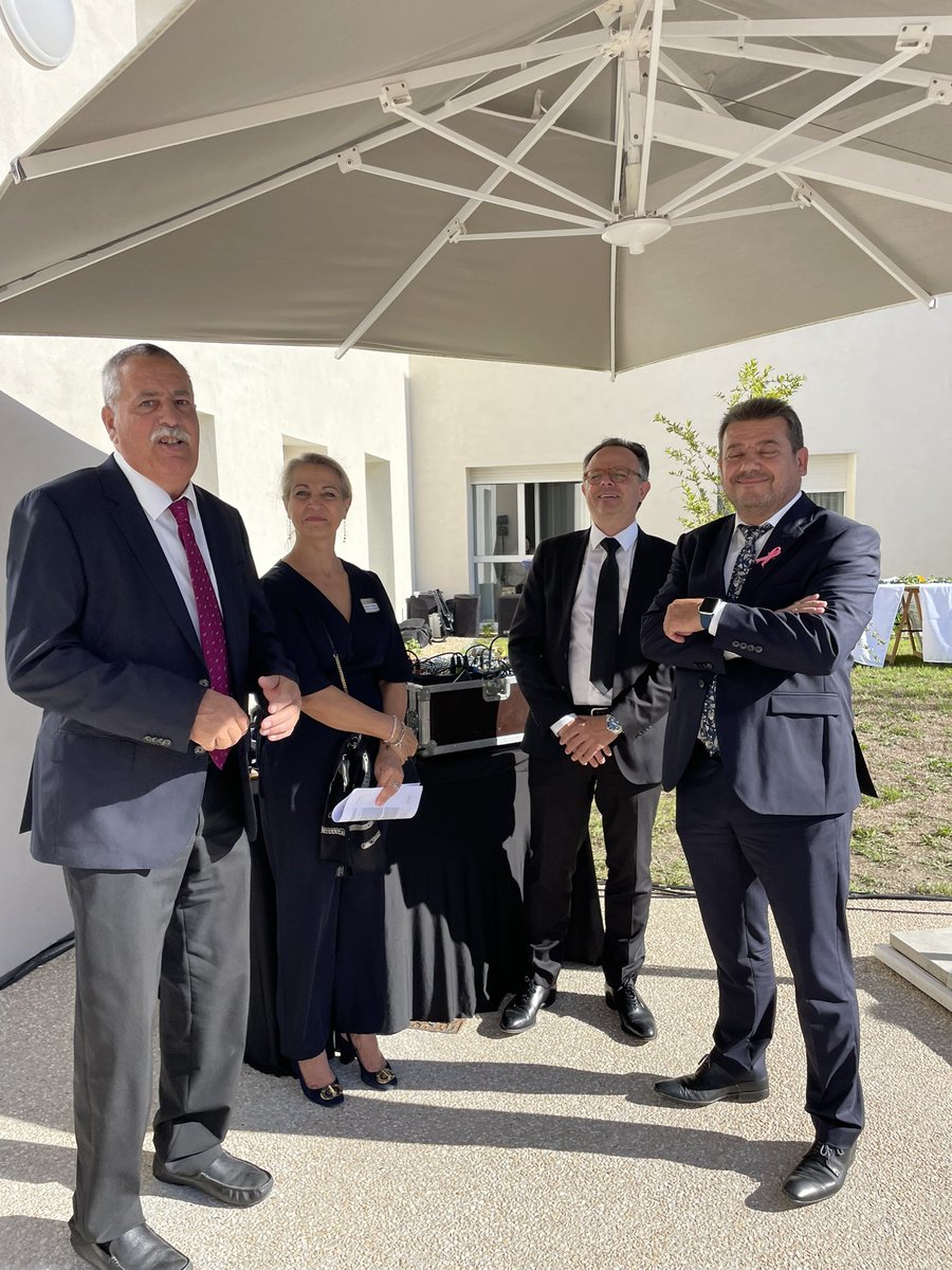 DaugeValerie's tweet photo. Nous avons eu une inauguration hors du commun à l’Ehpad Cérès de Saint-Gervais LTC #Chatellerault2
@EmeraGroupe , gestionnaire de la structure a convié @AmandinePetit_ miss France 2021, la reine de beauté a fait la joie des résidents, des familles et des élu(e)s ☺️ https://t.co/xqP3cKEnQA