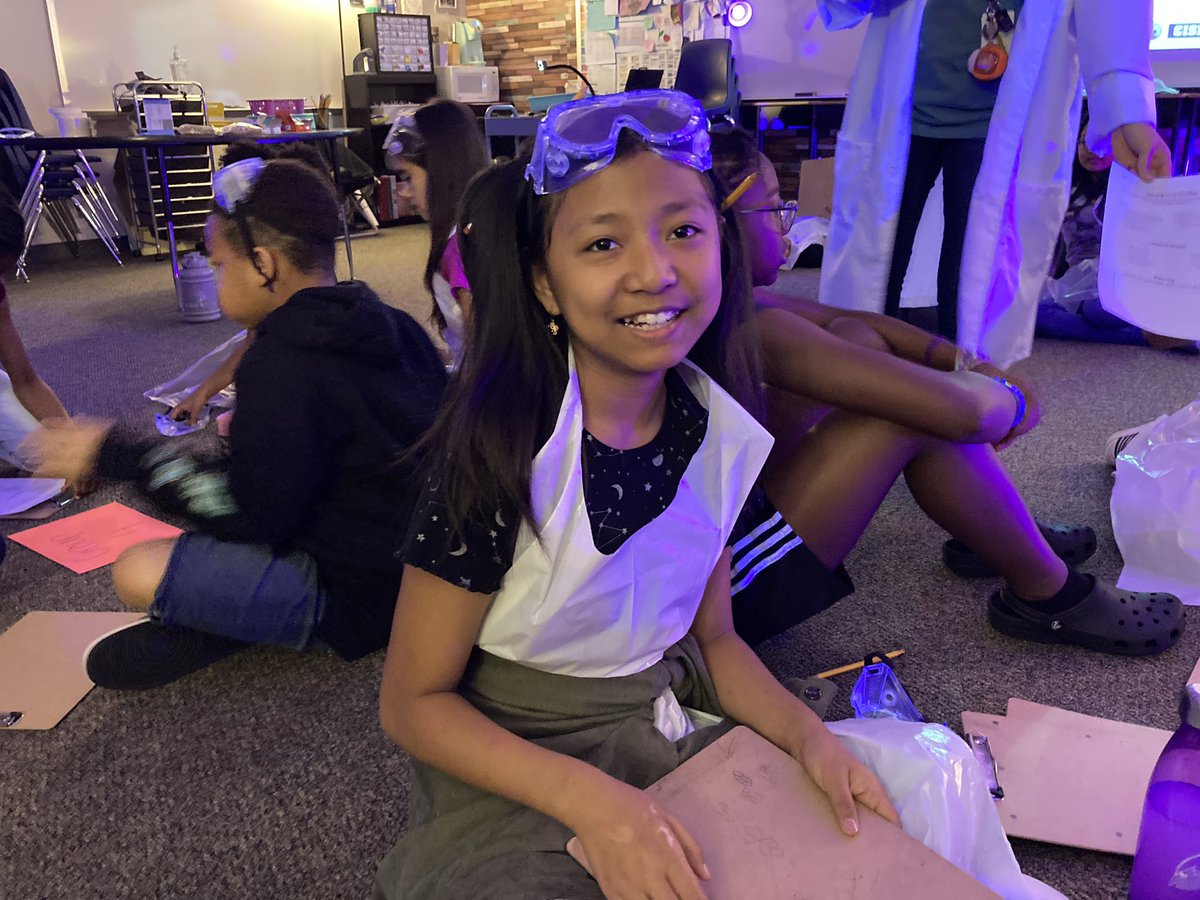 CrowleyISD's tweet photo. It’s STEM Day in Crowley ISD! All students at every elementary school in our district are taking part in lessons and hands-on activities focused on science, technology, engineering and math as part of our commitment to STEM Plus for All. #CrowleyPrideUnified #CISDSTEMPLUS https://t.co/GonEdfRJBa