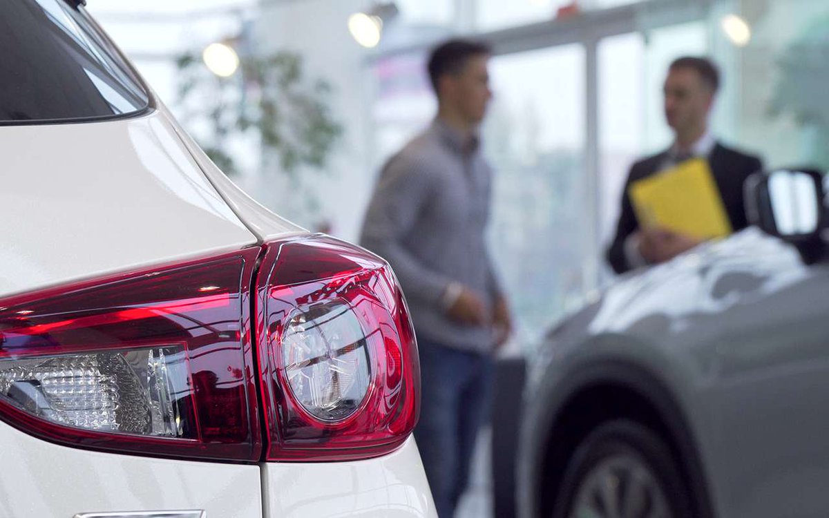 Дилеры Москвы забирают машины из регионов 

Идет масштабная скупка для последующей перепродажи автомобилей в столице.

zr.ru/a/936598/