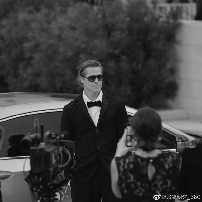 zeqbox's tweet photo. Brad Pitt and his dream collaborators #PlanB #BradPitt #VeniceFilmFestival https://t.co/q9mc2nkTks