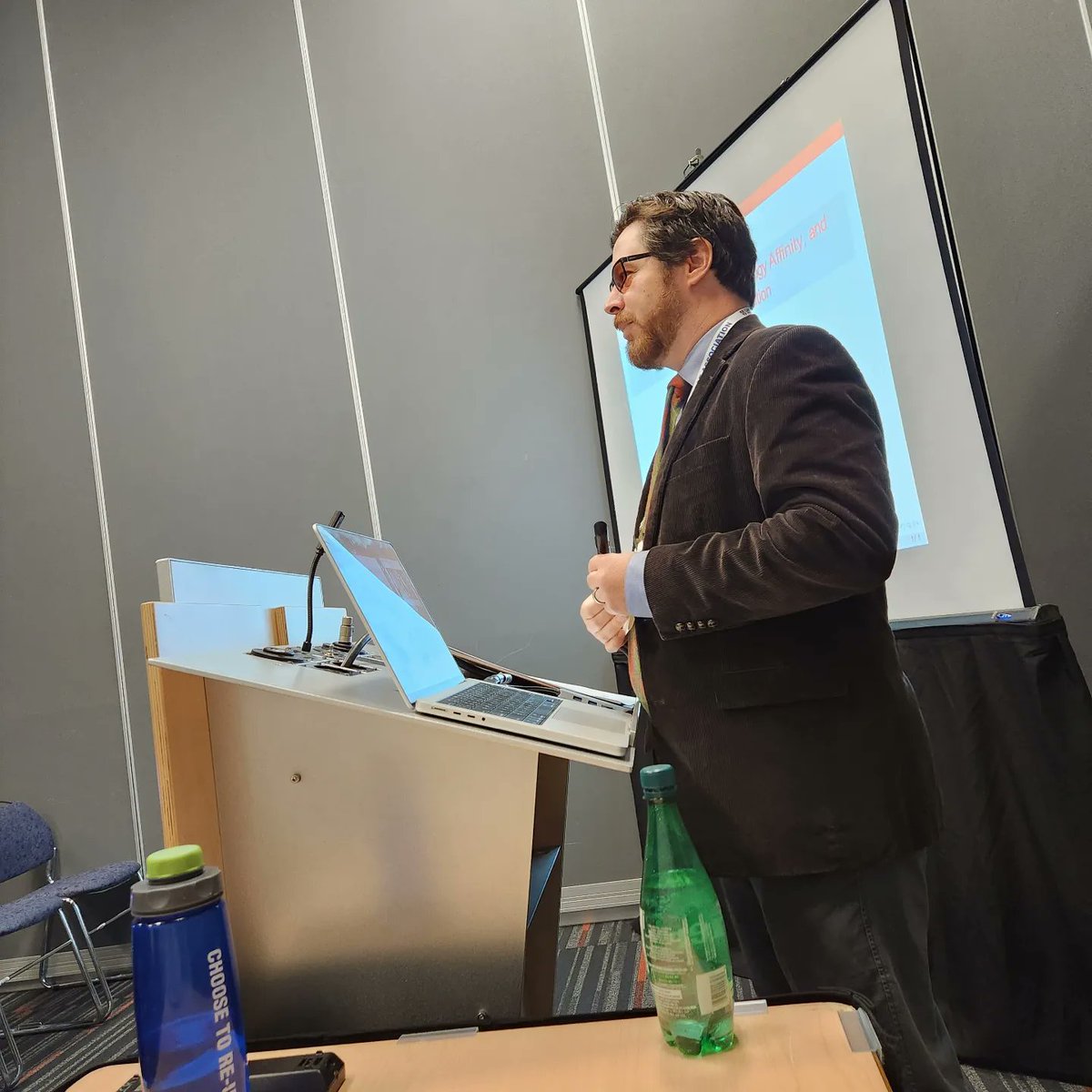 uvmpols's tweet photo. .@uvmpols at @APSAtweets: @pehenne presented on authoritarian alliances in the Middle East, Prof. Zakaras' new book was out, @garlicksauce presented on lobbying and health care https://t.co/RzDK5RRFsS
