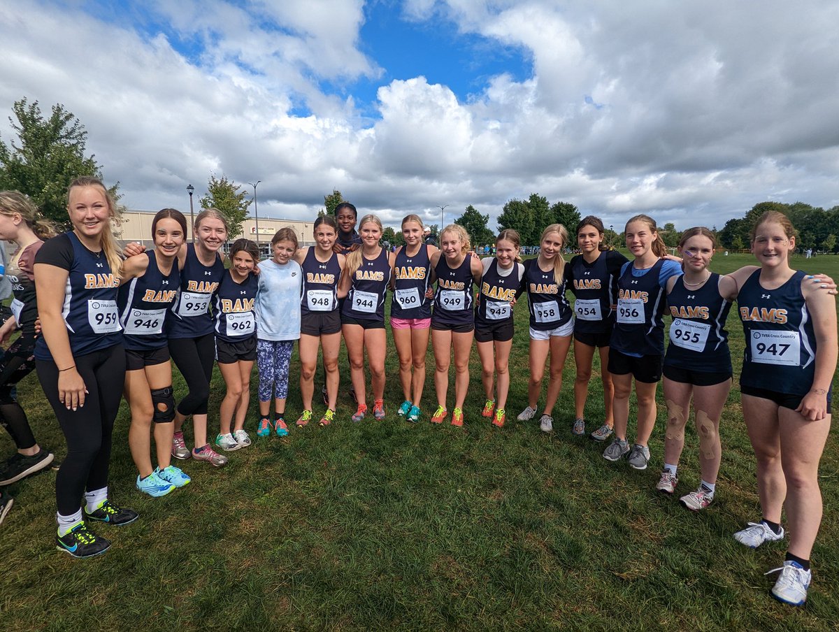 SJHS_RAMS's tweet photo. So proud and excited for our grade 9 XC teams as they toe the line in their first high school race today! #ramproud #BlueNGold #XC2022 https://t.co/GI2JyIcsoH