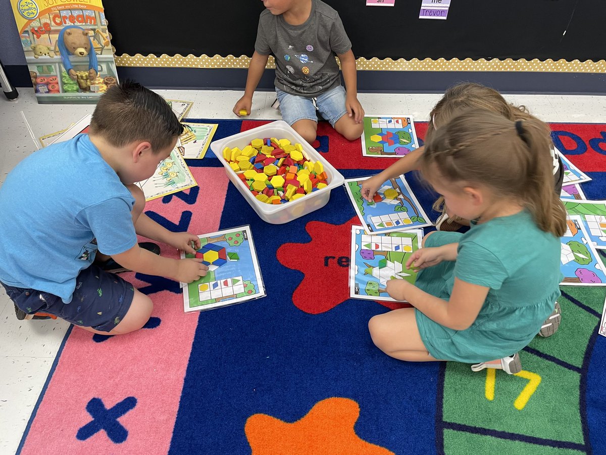 KaylaWestling's tweet photo. Math Stations are in full swing! These Kinder kiddos are rockin’ it!! ✨1️⃣2️⃣3️⃣ @NISD_ECE @NISDTomlinson https://t.co/r2xKx0lCSj