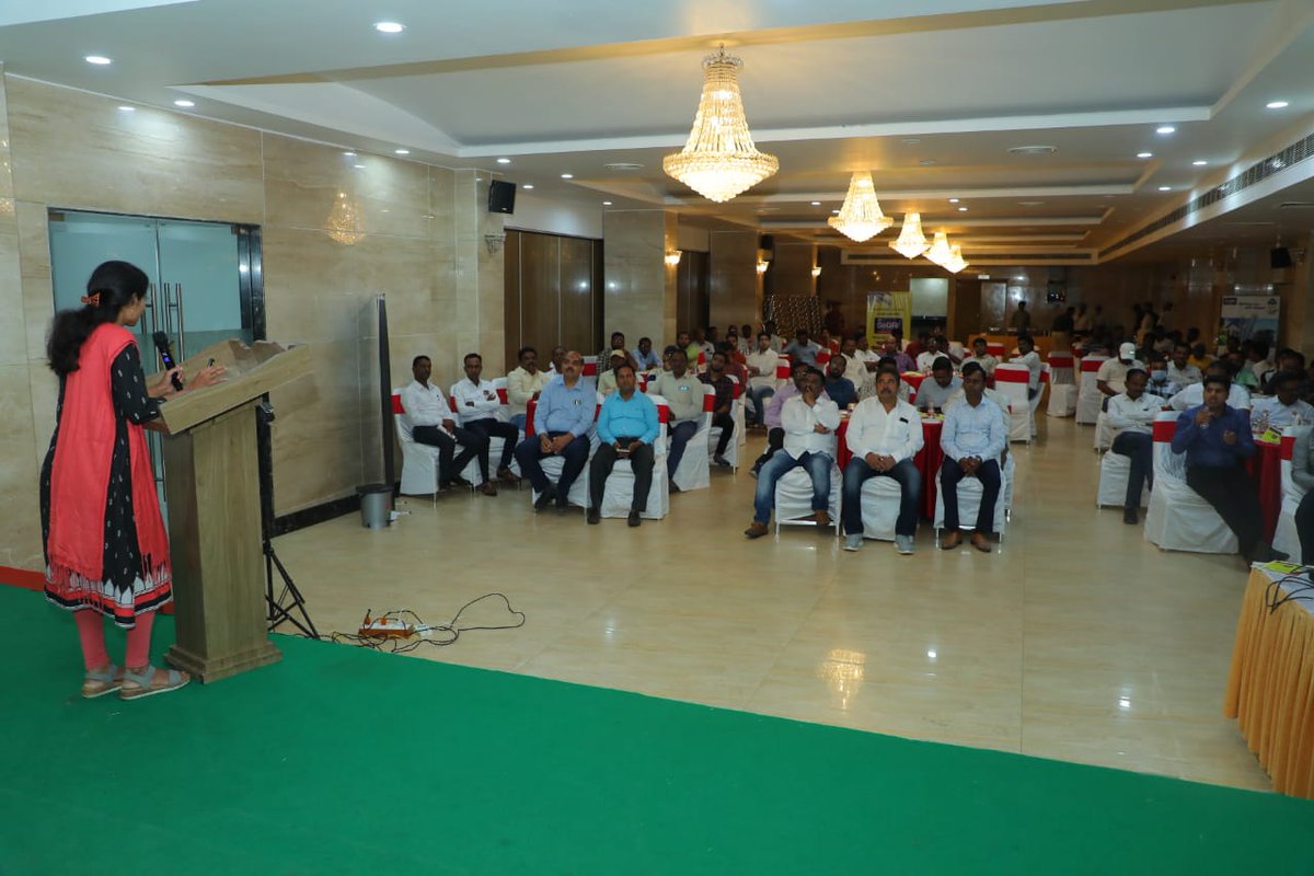 Know_SAIL_TMT's tweet photo. Thanks 4m @cmosail 2all #Engineers,#Architects #ChiefEngineers & #others for making #Warangal ( #Telangana) #event , a #success on #SAILSeQR (#SAIL #secure) #TMTbars of @SAILsteel. #Technical #presentation given by @twit_insdag. #momento 4m @PlantSalem
https://t.co/Wbp46ZOnOq https://t.co/jd12vRCryH