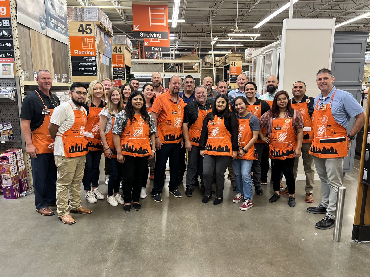 Thank you to our team at Brodie for an amazing D25 MVP walk! The store looked outstanding! Thank you to our outstanding D25 team for the time and your support! #PoweroftheGulf @THDBobby @ericbernal01 @robmm13