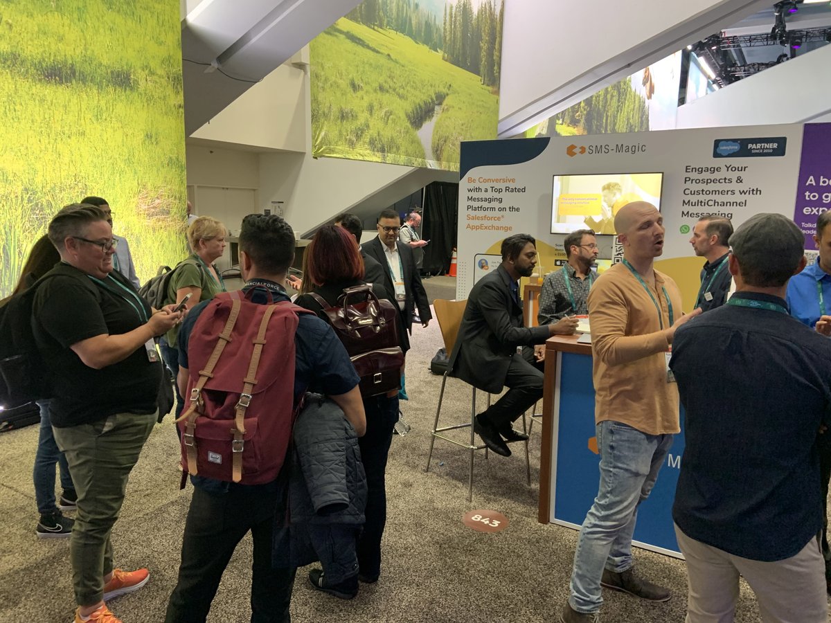smsmagic's tweet photo. @Dreamforce #df22 #dreamforce #smsmagic #beconversive https://t.co/NqqqU3bthv