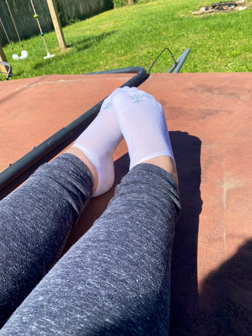 Down to my last pair of white socks. Wonder how dirty I can get them 🌲 🍂 https://t.co/1JFNVDDNBL<a href="/tag/myxanniversary"class="tags"><span>#myxanniversary</span></a>