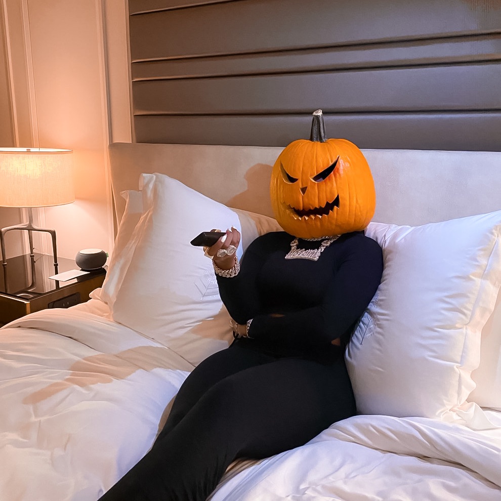 Person: “It’s too early for Halloween nails.”
Me: