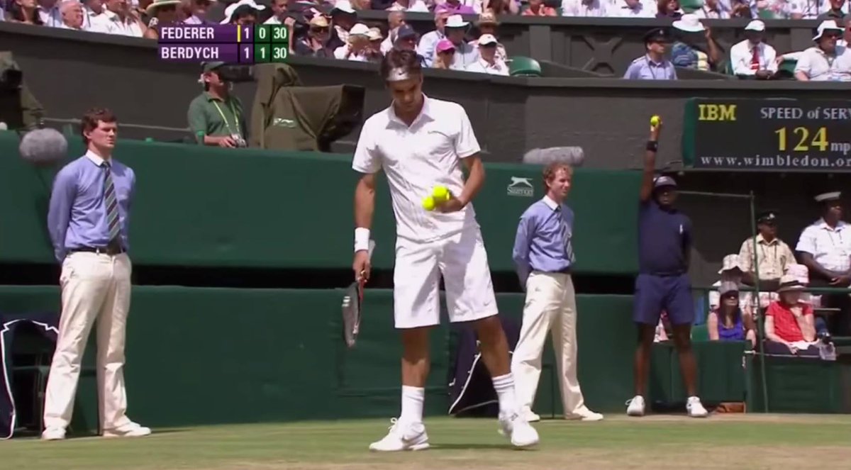 kierandoyle's tweet photo. Happy retirement to @rogerfederer - the greatest tennis player of all time. 

I had the pleasure of sharing Centre Court with him at @Wimbledon in 2010. A bad day for him, but one I won't forget 🎾 https://t.co/yPjHopEVsx