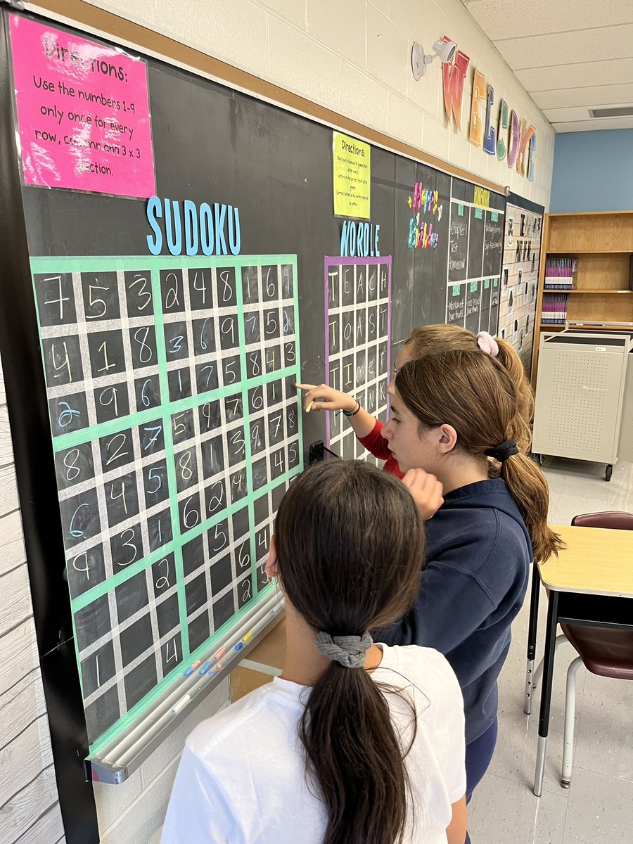 msmartellacci's tweet photo. Exploring math and language in our everyday lives @SPSSchomberg https://t.co/yGBwBz8t88