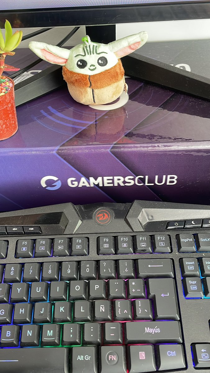 <a href="/RedragonAR/">Redragon Argentina</a> Yoda y <a href="/GamersClubCSes/">Gamers Club Counter-Strike ES</a> lo aprueban