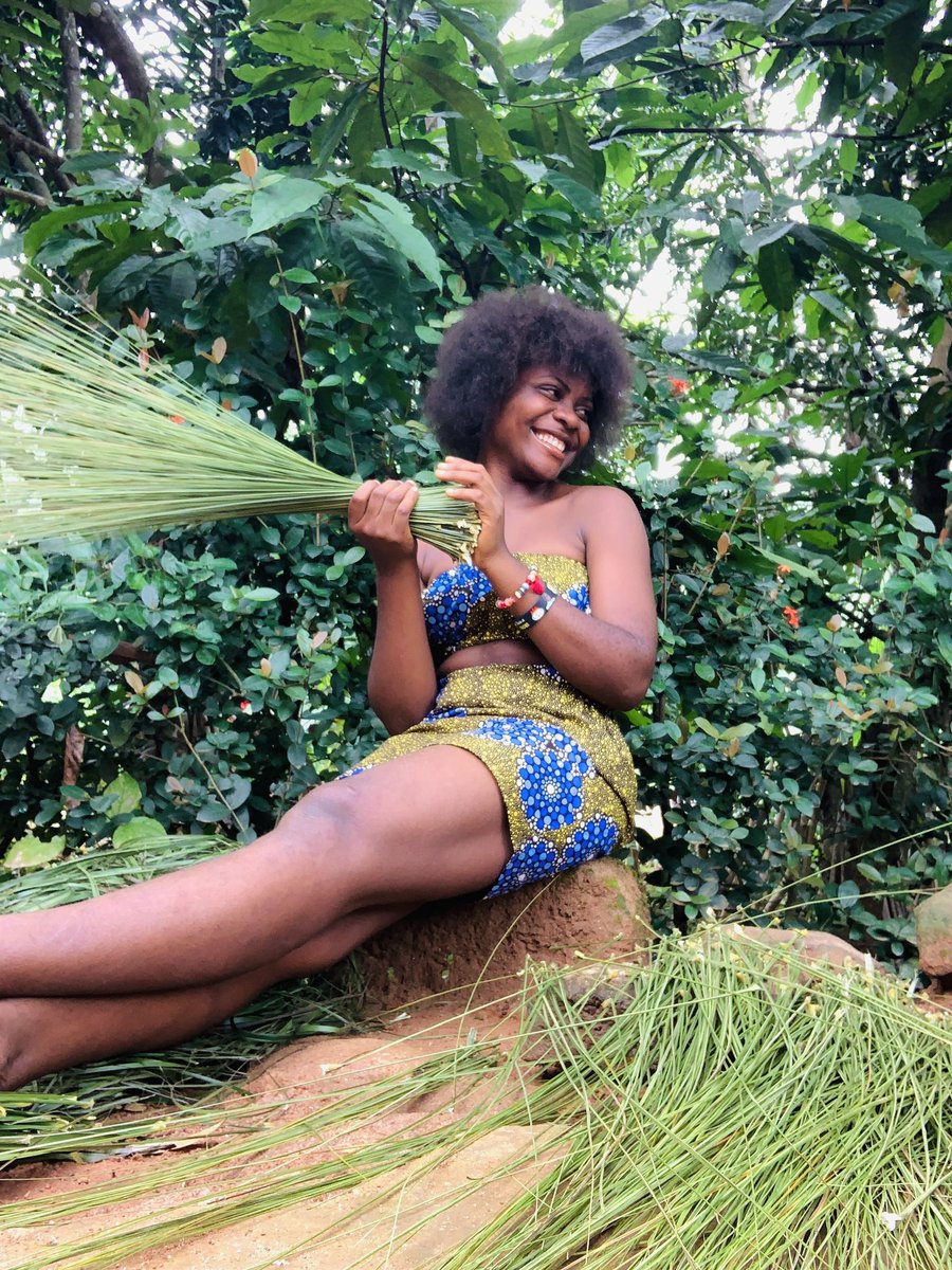 AfricanModel3's tweet photo. #Broommaking ❤️ when you enjoy what you do🥰 https://t.co/ykoOCWmHyW