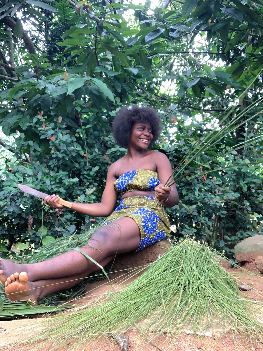 AfricanModel3's tweet photo. #Broommaking ❤️ when you enjoy what you do🥰 https://t.co/ykoOCWmHyW