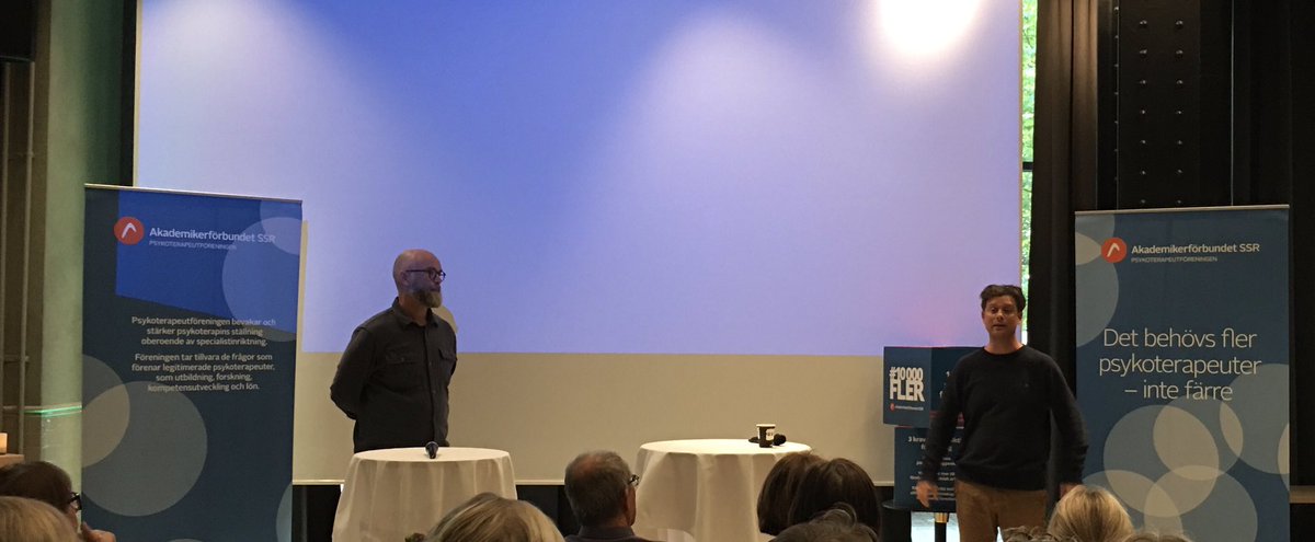 Grundad's tweet photo. Idag har @akademssr Psykoterapeutförening firat försenat 10-årsjubileum och lyssnat på intressanta föreläsare som framtidsspanade och
-hoppades på mer #psykoterapi och fler #psykoterapeuter i framtiden.
@HeikeErkers
@peeterandersson https://t.co/LIYyA7uTyz
