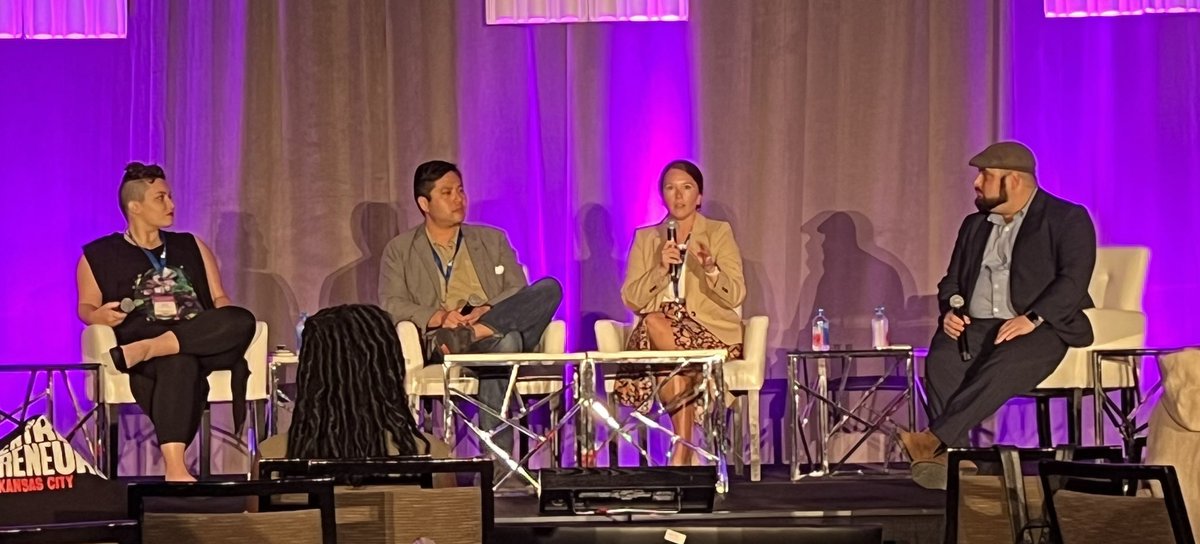 iamAndreJulian's tweet photo. I’m sure we can all agree with @Patrick_Pho “Metrics are no longer everything, aggregate numbers are great, but social media is a pay to play game, you need to think next level with your KPI’s and tracking results.” #RaganDisney https://t.co/bZSyPmijS8
