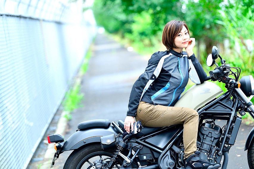 mizuki_sashide's tweet photo. 🏍️💜
#spidi #spidiontrack #spidi_on_track
#ヤングマシン #youngmachine
#バイク女子
https://t.co/dh4c3rJ7S2 https://t.co/ZRGZ1h528O