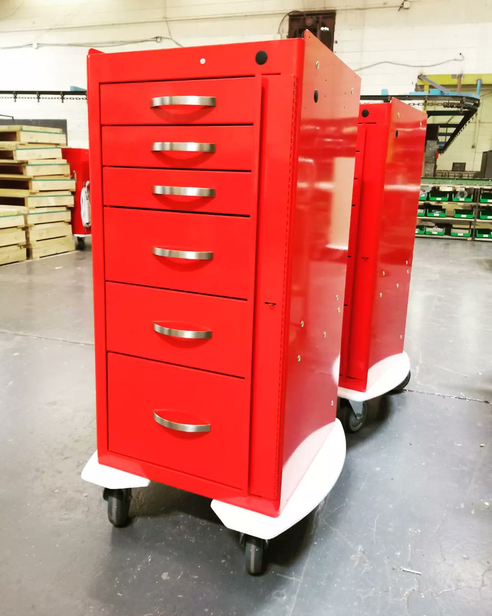 HarloffCO's tweet photo. Build em. Bag em. Ship em. Repeat.
All done at Harloff headquarters in #ColoradoSprings!
#MedicalCarts #Production #Manufacturing #Manufacturer #MedicalStorage #MadeInTheUSA #AmericanMade #InnovativeStorage https://t.co/dkk0tloRE0