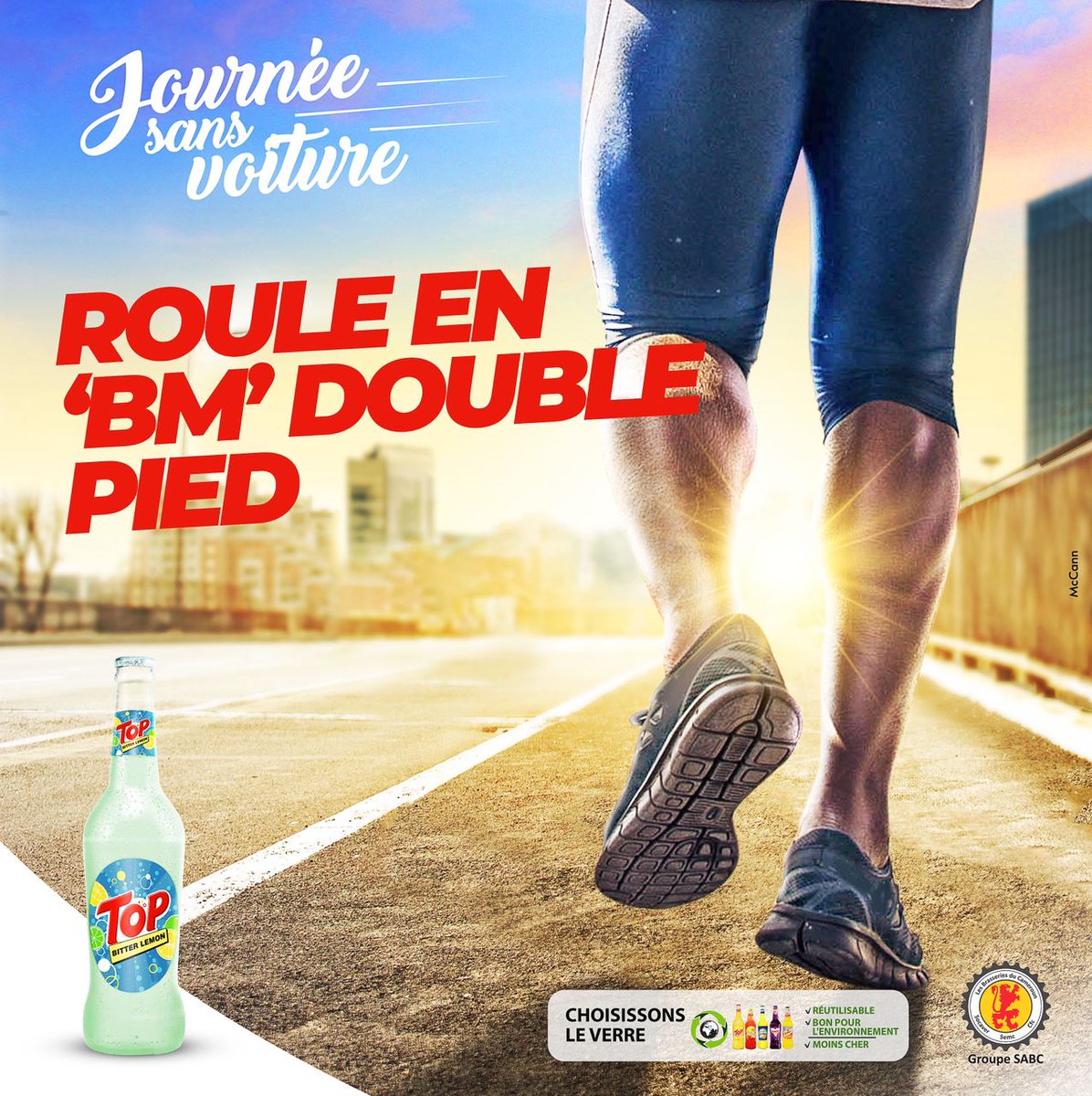 TopCameroun's tweet photo. Toi oui toi, je t'invite à laisser ta voiture tranquille.
Achete un Top Bitter Lemon et gere tes déplacements à pied.

Bonne journée sans voiture.

#TopDivers
#TT237 https://t.co/EBXzlfLzQc