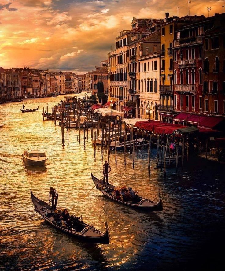 NurseLJohn707's tweet photo. Relax life is beautiful.

#Italy #Travel #Outdoors https://t.co/URFSvxU2cc