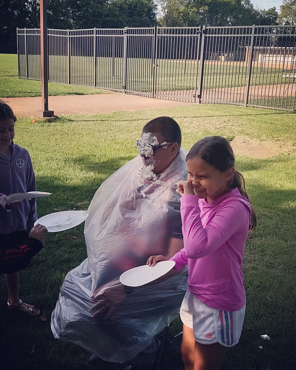 Nothing like that ✨Pie in the Face🥧✨ feeling after your class reaches their Boosterthon Fundraising Goals! 🎉 Way to go Mr. Lantz’s class! Stay tuned for a new hairdo on Mr. Lantz’s head as an additional class reward 😆