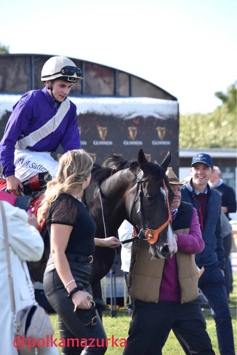polkamazurka's tweet photo. At @ListowelRaces
4R Tote Ireland H´cap
Winner👑 Flame Of Eire & @AndrewSlattery7 https://t.co/I04FEhR2nK