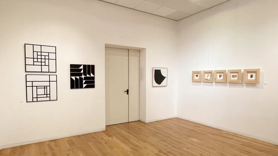 nonsofia's tweet photo. views from the varna edition of #horizonta22 that took place 20 aug—5 sep and featured 25 works made over the past 35 years by 8 bulgarian artists. come see the sofia set-up at nsf g&a!!
#bgnonart #geometricart #nonobjectiveart #constructiveart #concreteart
supported by #ncfbg https://t.co/cC6ZY9jyJl