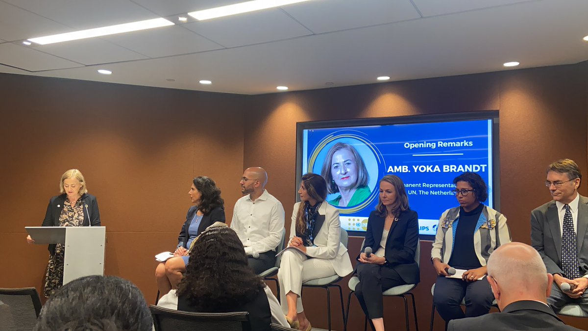 Emma Artley tweet media