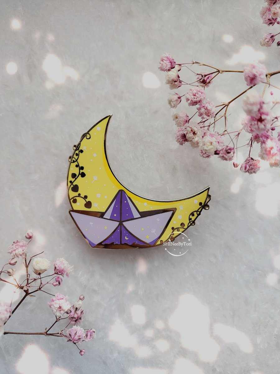 5HINeeByTori's tweet photo. Jonghyun Pin Arrival π
*The pre-orders will be packed this Sunday and sent on Monday. β‘
- Extra pins will be up this Saturday at 8pm Norwegian time πΈ
#SHINee #Jonghyun #kpop #kpoppin #SHINeemerch #SHINeepin #SHINee_Jonghyun https://t.co/bp8Ba3XO6s