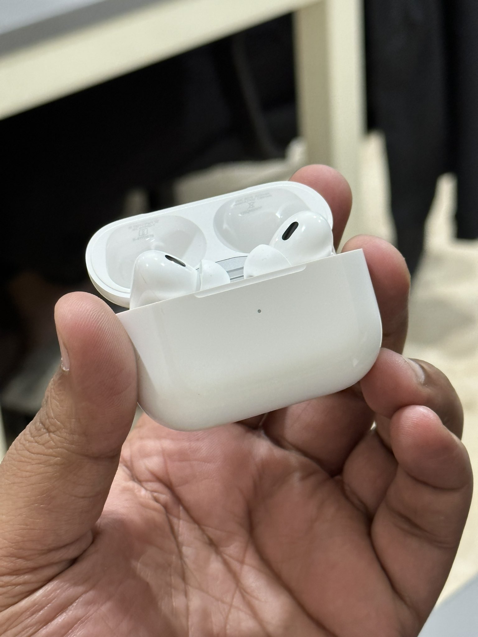 Ershad Kaleebullah on Twitter "AirPods Pro (2nd Gen) is here. Shoot your questions. https//t