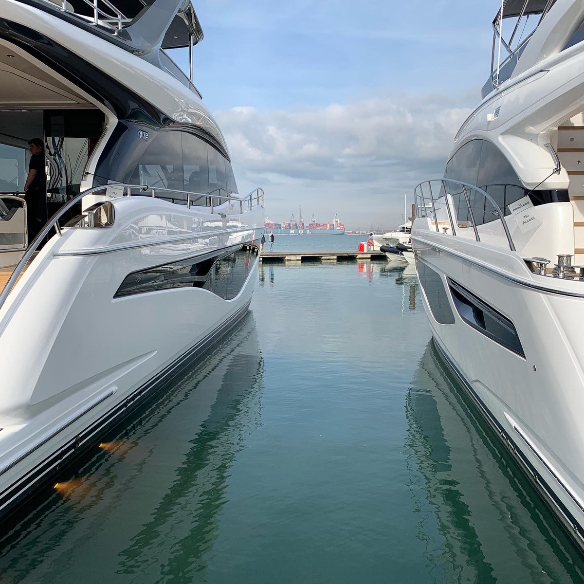 A big thanks to <a href="/BizSouth/">Business South</a> and all speakers for the energising and insightful breakfast and panel discussion today. Many exciting initiatives and opportunities for the maritime &amp; leisure industries. Topics included training academies, the free port and water taxis! ✨.