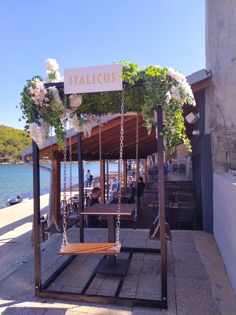 FranicaDevoic's tweet photo. #Kornati #NationalPark #sailingtime #visitCroatia #vacations #Telašćica #travelling #Croazia #lijepomnašom #Mirlake🌊☀️🇭🇷⛵ https://t.co/aMybDNxybV