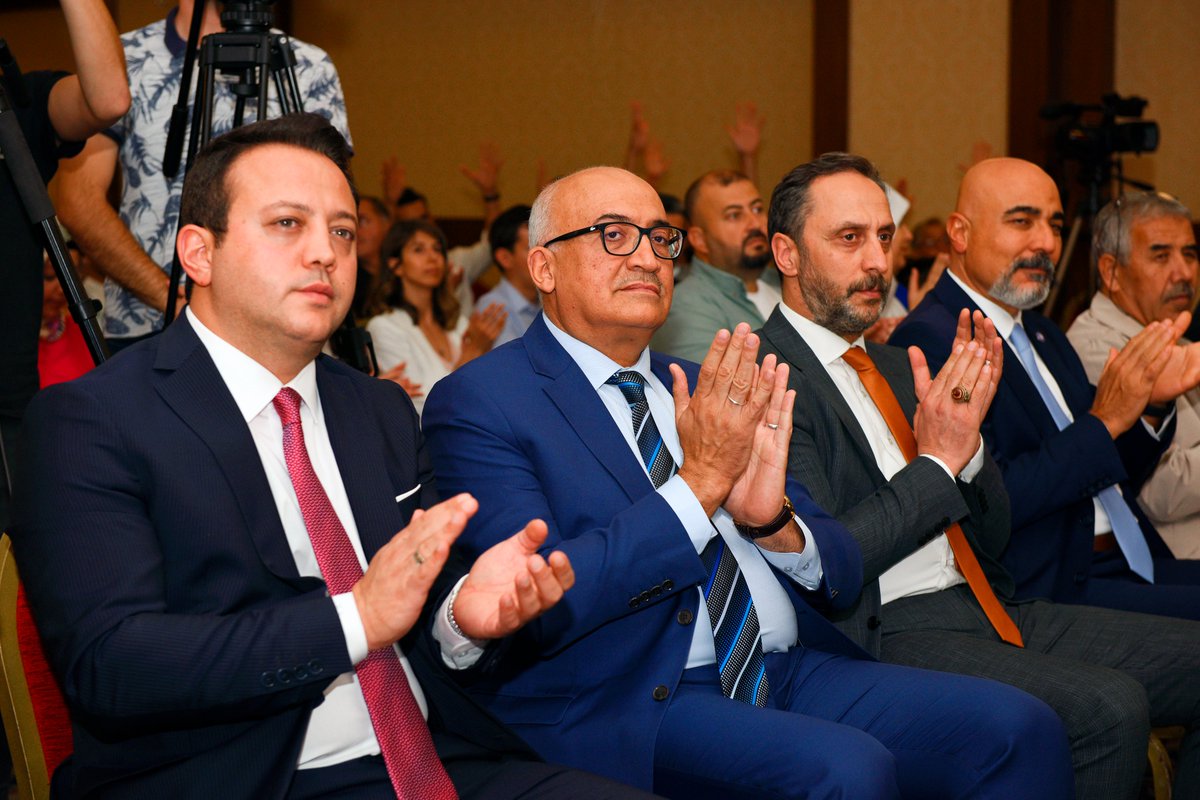 mcbu1992's tweet photo. "Üniversitemiz ev sahipliğinde kurumlararası işbirliği ile düzenlenen #Biltevt2022 : Uluslararası #EngelsizBilişim 2022 Kongresi Açılışı ve Ödül Töreni gerçekleşti.
#ENGELSİZBİLİŞİM2022
#MCBÜ #EngelsizMCBÜ
@tcailesosyal @menderesedutr @engelsizbilisim #engelsizbilişim https://t.co/1BsmnDAt3t