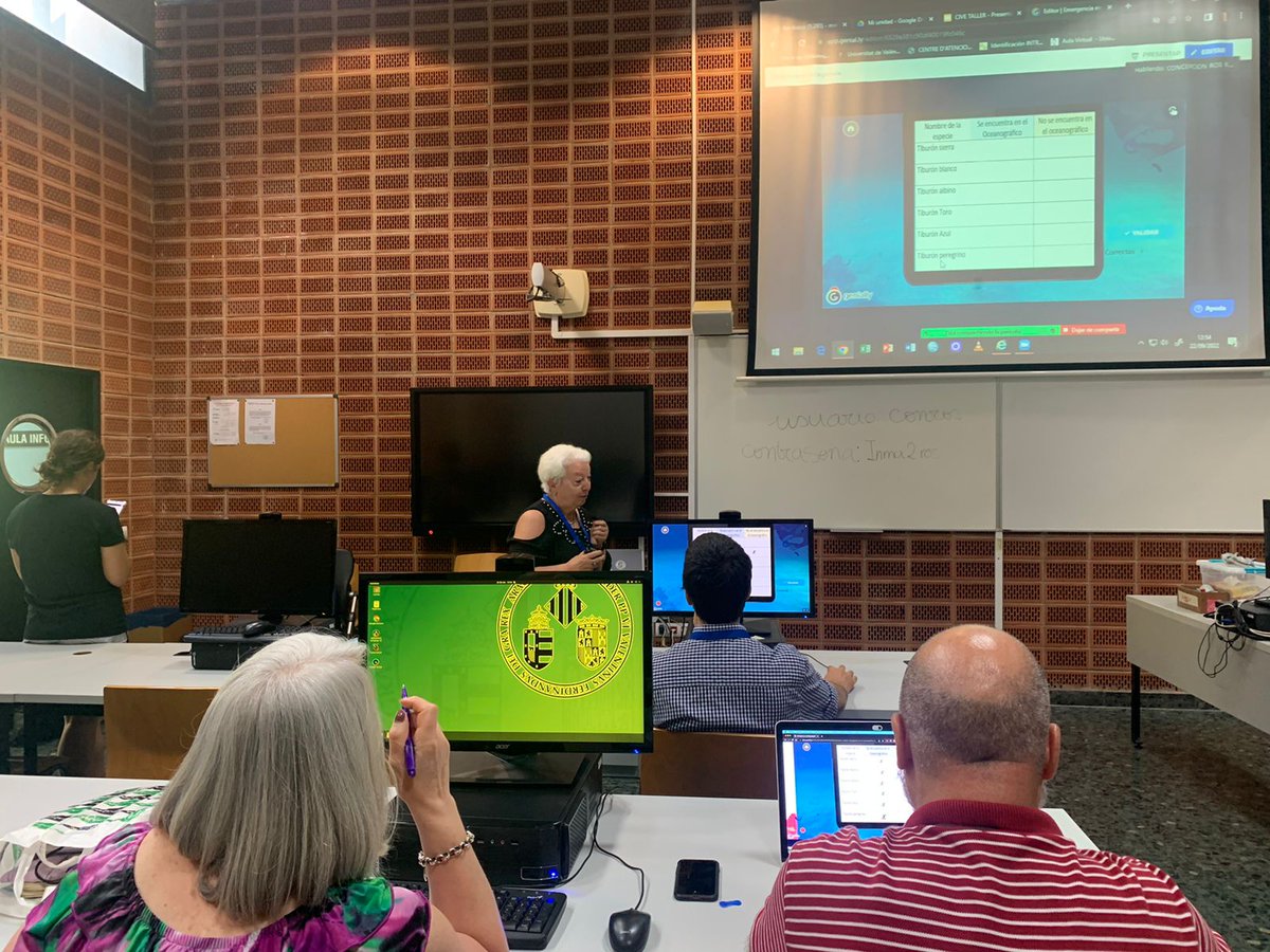 marisacon's tweet photo. Último taller de Escape Room que dictamos con @mdlpazcolla 
#CIVE22  #congreso #educación #videojuegos #cultura  #uv 
@ETSEUV @UTNinspt https://t.co/cFBUIERYMq