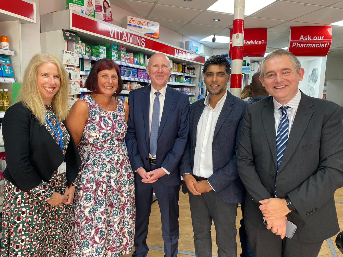 davidwebb_1's tweet photo. Impressive work by Urgent &amp; Emergency Care referral to Community Pharmacist Consultation Service pilots means we will roll this new referral route out in March: @BootsUK, Easton Day &amp; Night Pharmacy &amp; South Bristol Urgent Treatment Centre @AvonLPC @NHSSW @BNSSG_ICB @uhbwNHS https://t.co/AkMZUJOMGV