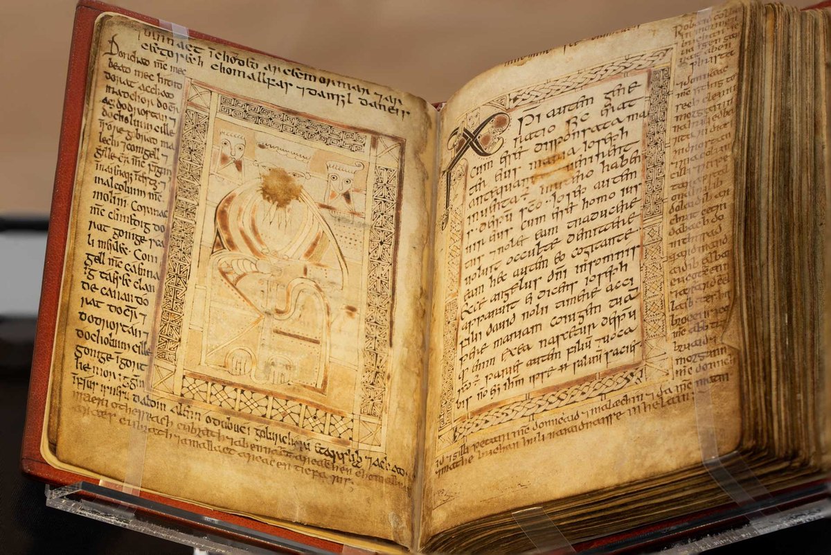AbdnArtMuseums's tweet photo. 💥 LAST CHANCE! You can see The #BookofDeer at #AberdeenArtGallery until Sunday 2 October.

Join us for an afternoon of music inspired by the extraordinary 10th-century pocket gospel book!

📆 Saturday 1 October 2022

🎟️ Tickets £13 / £11 Concession 

🔗 https://t.co/AHqV7fnYfs https://t.co/HRiDt1H3xI