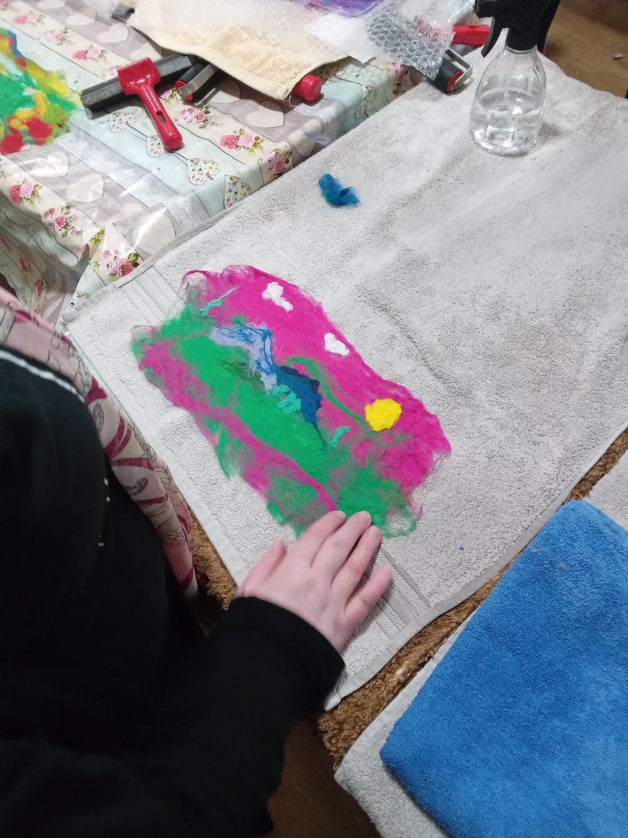 Tom__Cummings's tweet photo. Week 1 of 6 - Arts and Crafts, The Cloisters.

Organised chaos! 😅🎨 Lots of creativity on display. Looking forward to next week @HabintegNI

Funded by Police Property Fund @NIPolicingBoard as we look to work collaboratively with young people across Northern Ireland. 👍 https://t.co/ABVblKkrjA