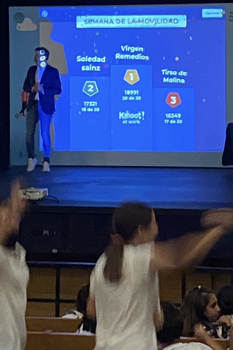 CpSainz's tweet photo. Nuestros alumnos de sexto de Primaria del Cpb Soledad Sainz Participan en el Gran concurso escolar sobre movilidad en la semana Europea de la movilidad organizado por el Ayuntamiento de Colmenar viejo. Enhorabuena por quedar en el segundo puesto!!! https://t.co/jF3LhU1Vgt