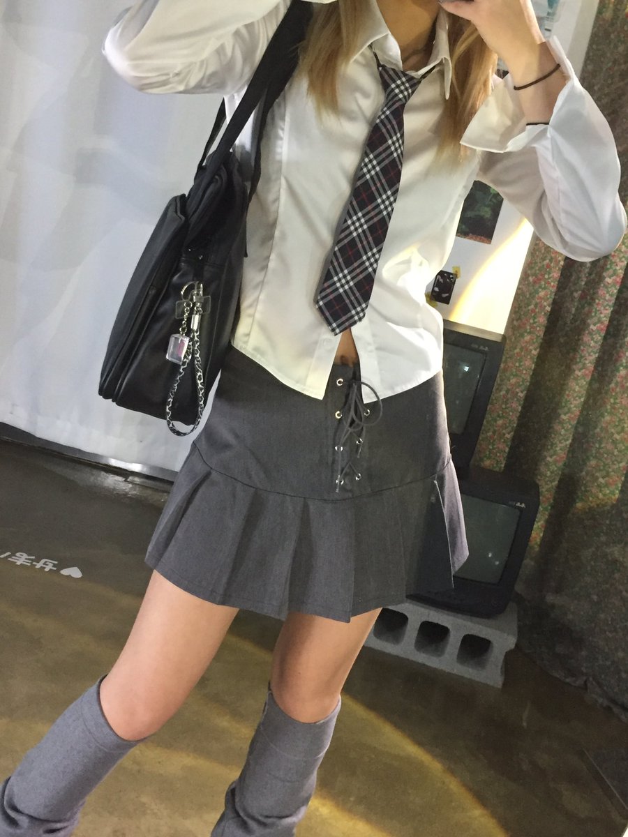 mirainoe's tweet photo. 𝗠𝗶𝗿𝗮𝗶𝗻𝗼𝗺𝗶𝗿𝗮𝗶 𝗰𝗹𝗼𝘁𝗵𝗲𝘀 𝗺𝗮𝗿𝗸𝗲𝘁
ⓄⓅⒺⓃ 

𝟬𝟵. 𝟮𝟮 ~ 
𝟭𝟬. 𝟬𝟲 𝗣𝗠 𝟭𝟭:𝟱𝟵

https://t.co/Xck8zwa5Kr

RT 추첨 한분께 원하시는 의류 보내드려요! https://t.co/1ZgZkLPvV4