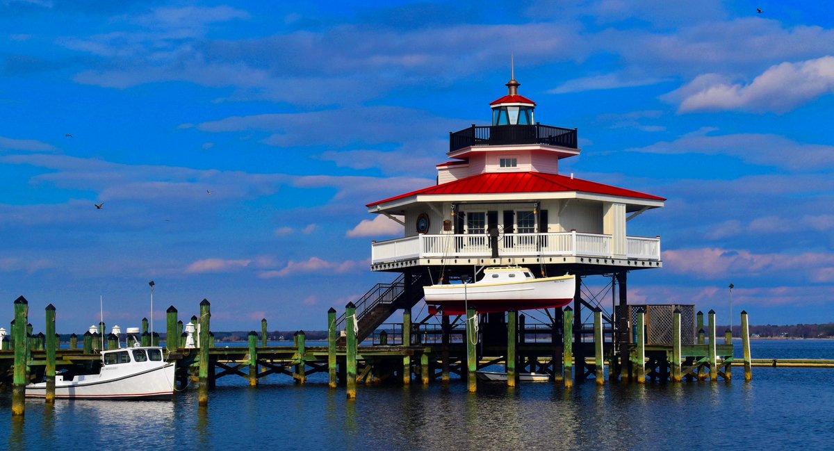 ByTheBayPhotos's tweet photo. The Choptank River Lighthouse on the waterfront of Cambridge, Maryland.

#Maryland #ChoptankRiverLighthouse #PhotoArchives https://t.co/jAJvgby4xq