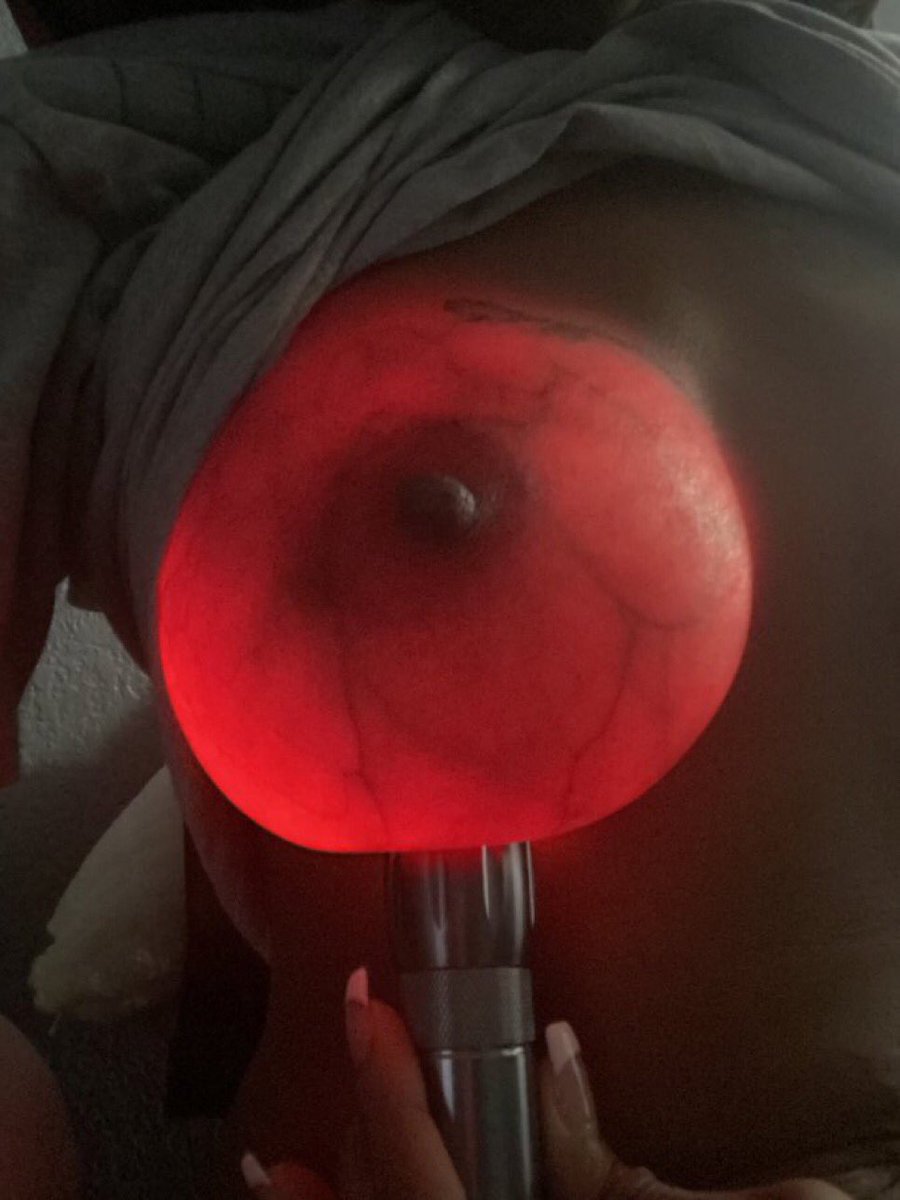 Alexfavour42's tweet image. 