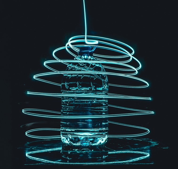 <a href="/CryptoPopPunk/">Pop Punk</a> <a href="/Cletelcharnal/">Clete</a> Light of pure water.
foundation.app/@Yohoho/founda…
#PopExploresWater
<a href="/postphx/">postphx</a>