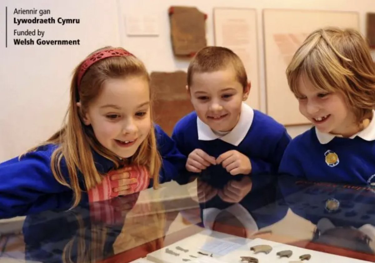 Only two days left to apply for our 🏴󠁧󠁢󠁷󠁬󠁳󠁿 micro-grants! Accredited museums in #Wales can receive up to £1,200 for #CurriculumforWales specific activities. 

More details &amp; how to apply ⬇️
gem.org.uk/our-work/proje…

<a href="/cymru_gem/">Gem Cymru</a> <a href="/WelshGovernment/">Welsh Government</a> #grant #museumeducation