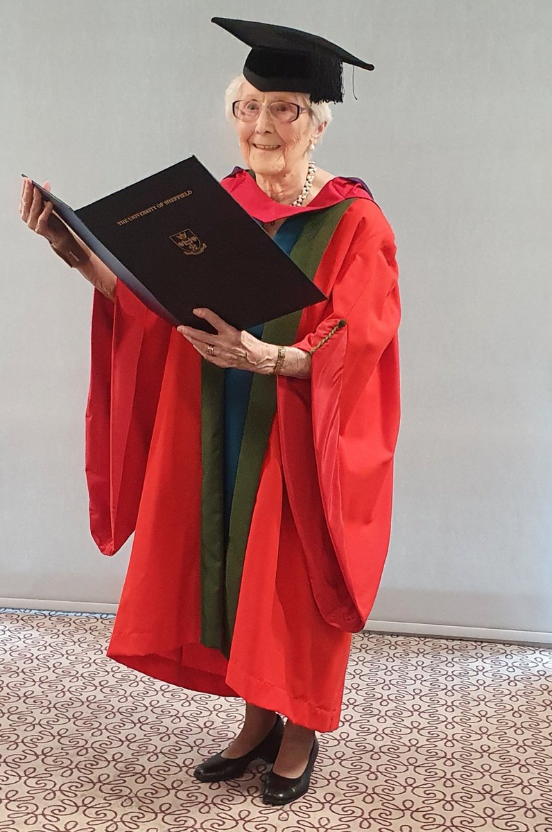 Meet Dr Kathleen Roberts 😍 Born in Firth Park, left school at 14, became a Woman of Steel at 17, got #Sheffield that statue at 90, an honorary <a href="/sheffielduni/">The University of Sheffield</a> doctorate at 100 and used her speech to encourage girls into engineering. The best day for the most extraordinary friend❤️