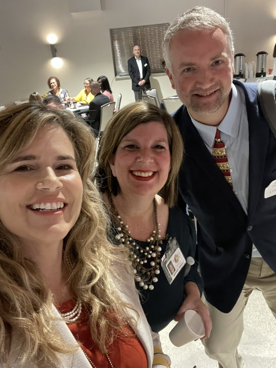 "Hang out with people who make you better, and leave things better than you found them..." -Bonnie Short, <a href="/Alabama_Reading/">ARI / The Alabama Reading Initiative, ALSDE</a>. <a href="/egmackey/">Eric Mackey</a> <a href="/AlabamaAchieves/">Alabama State Department of Education</a> #PSN <a href="/SchoolsFdtn/">The Schools Foundation</a> #PrincipallySpeaking