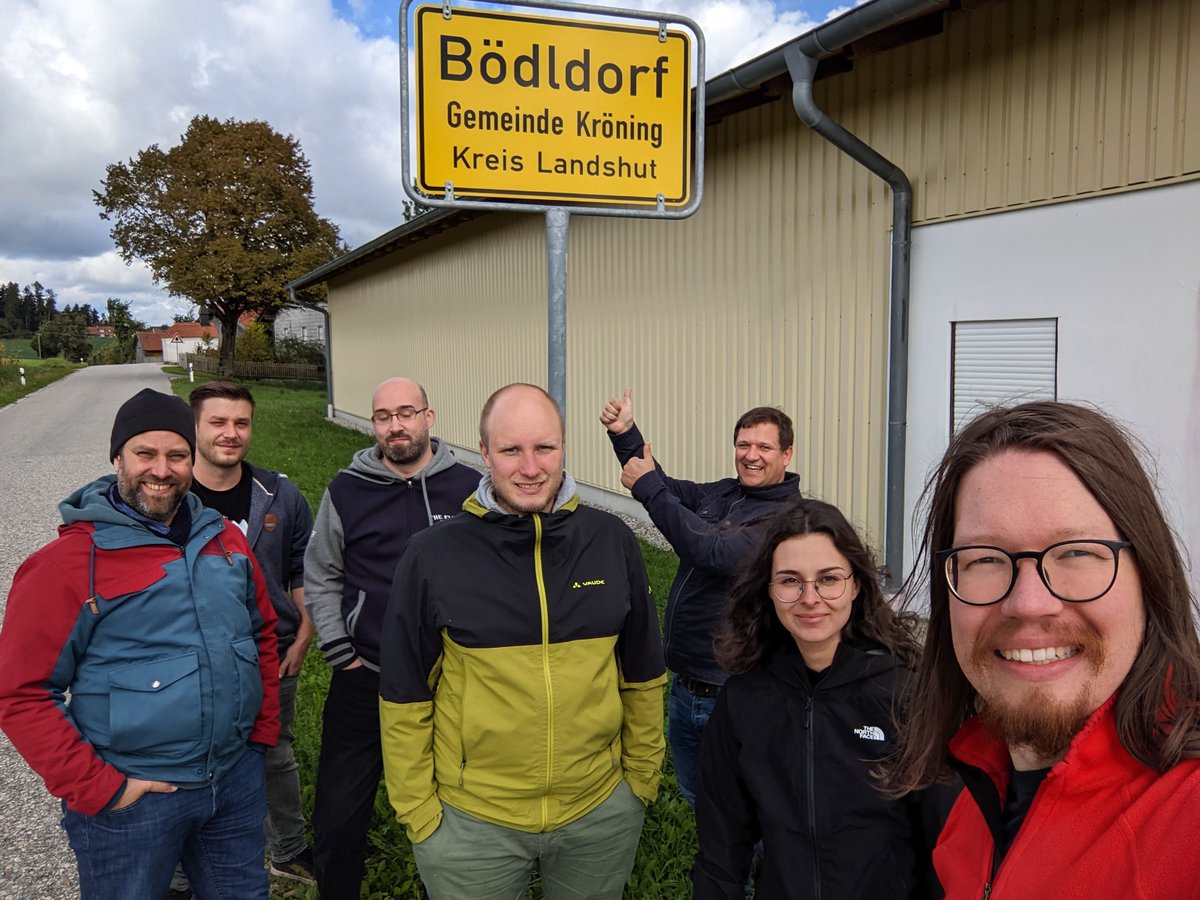 LogimaSoftware's tweet photo. Diese Woche waren wir zwei Tage auf Team-Klausur in Niederbayern, in Bödldorf und hatten eine gute Zeit auf dem Bödlhof. https://t.co/re8Rw5iZPj